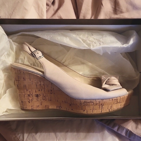 Franco Sarto cork wedge sling backs size 8 - Picture 3 of 13
